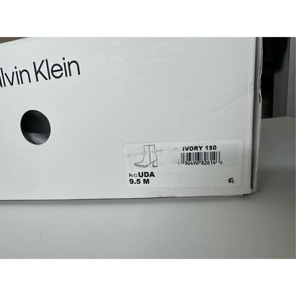 Calvin Klein Uda Boots Ivory Womens Size 9.5 New in Box - Picture 7 of 7
